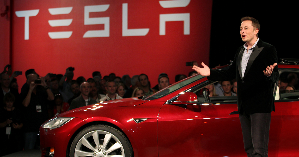 Leia mais sobre o artigo Quanto a Tesla fatura com produtos online?