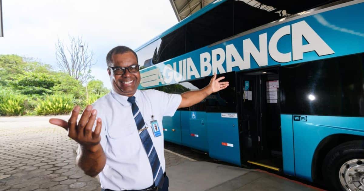 Águia Branca anuncia mais de 400 vagas de emprego em 2025, sendo 390 para motoristas profissionais 28 Águia Branca 2025 abre mais de 400 vagas de emprego, sendo 390 para motoristas rodoviários categoria D. Candidate-se agora e garanta sua chance!